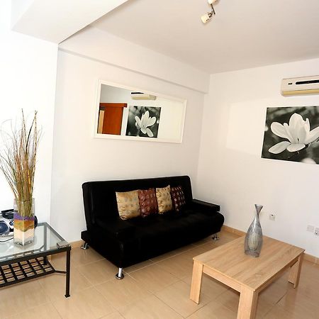 Penelope Court Apartment 102 Larnaka Exterior foto